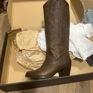 Frye Pull on Boots